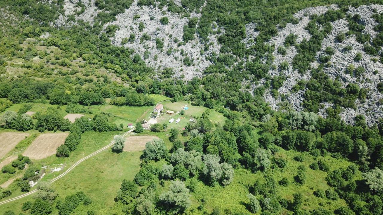 Отель Camp Podkraj Вирпазар Экстерьер фото